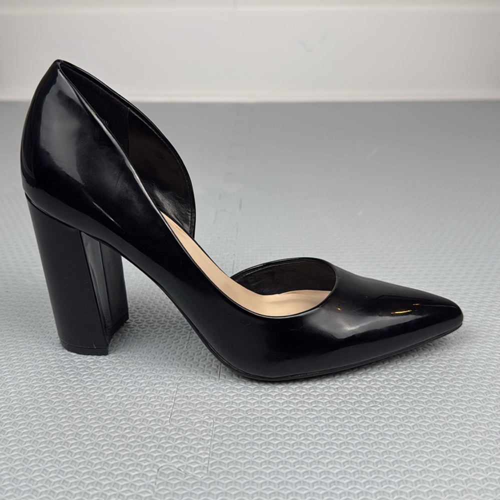 Nine West block heel pumps in size 5.5M. - Picture 4 of 8
